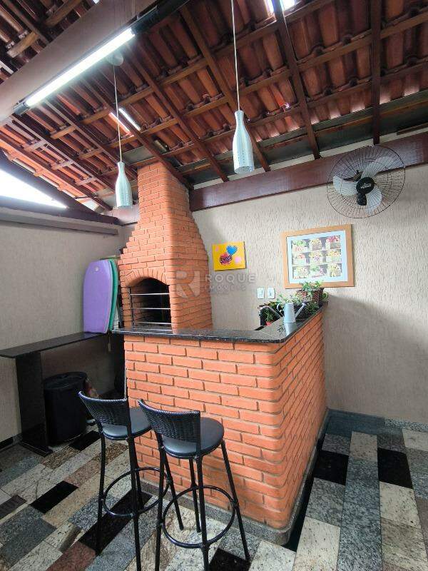 Casa Residencial à venda no bairro Jardim Campo Belo: CHURRASQUEIRA