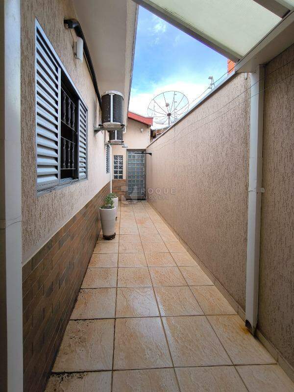Casa Residencial à venda no bairro Jardim Campo Belo: LATERAL EXTERNA
