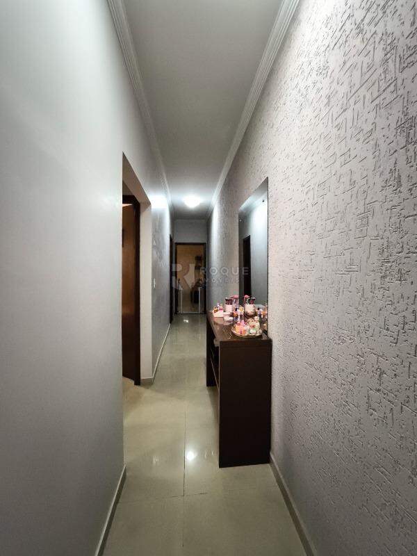 Casa Residencial à venda no bairro Jardim Campo Belo: CORREDOR INTERNO