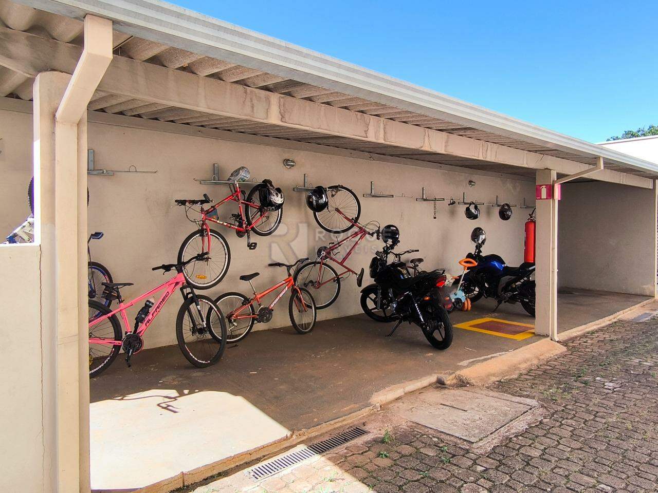 Apartamento à venda no bairro Jardim Nereide: BICICLETÁRIO