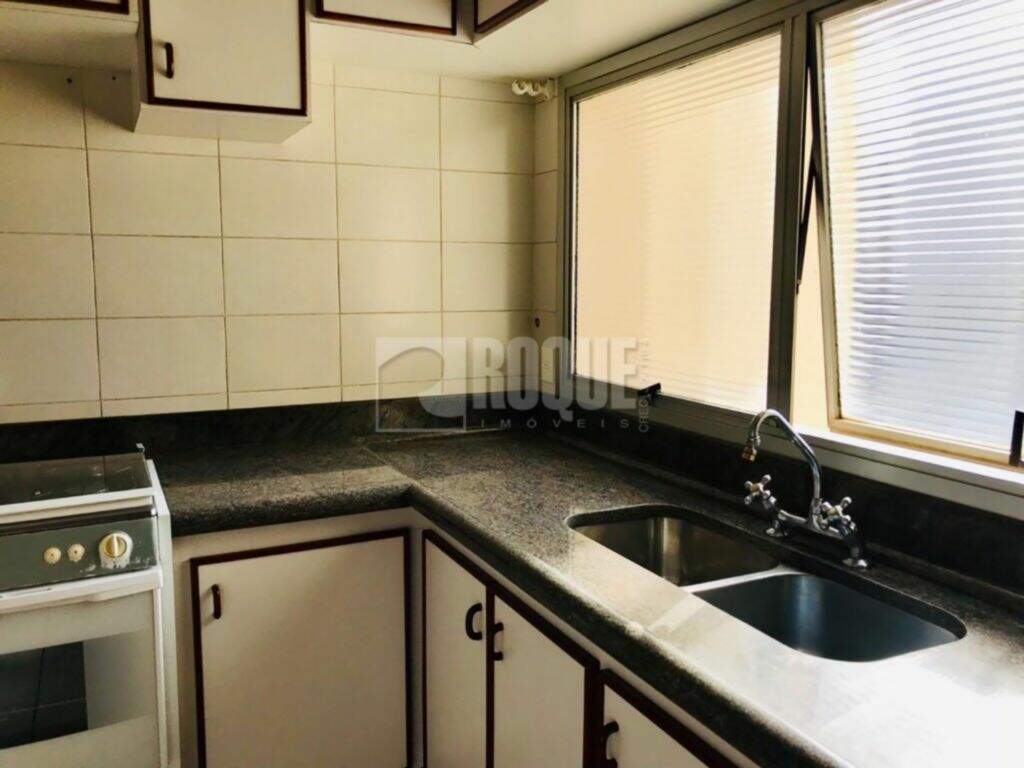 Apartamento à venda no bairro Centro: 