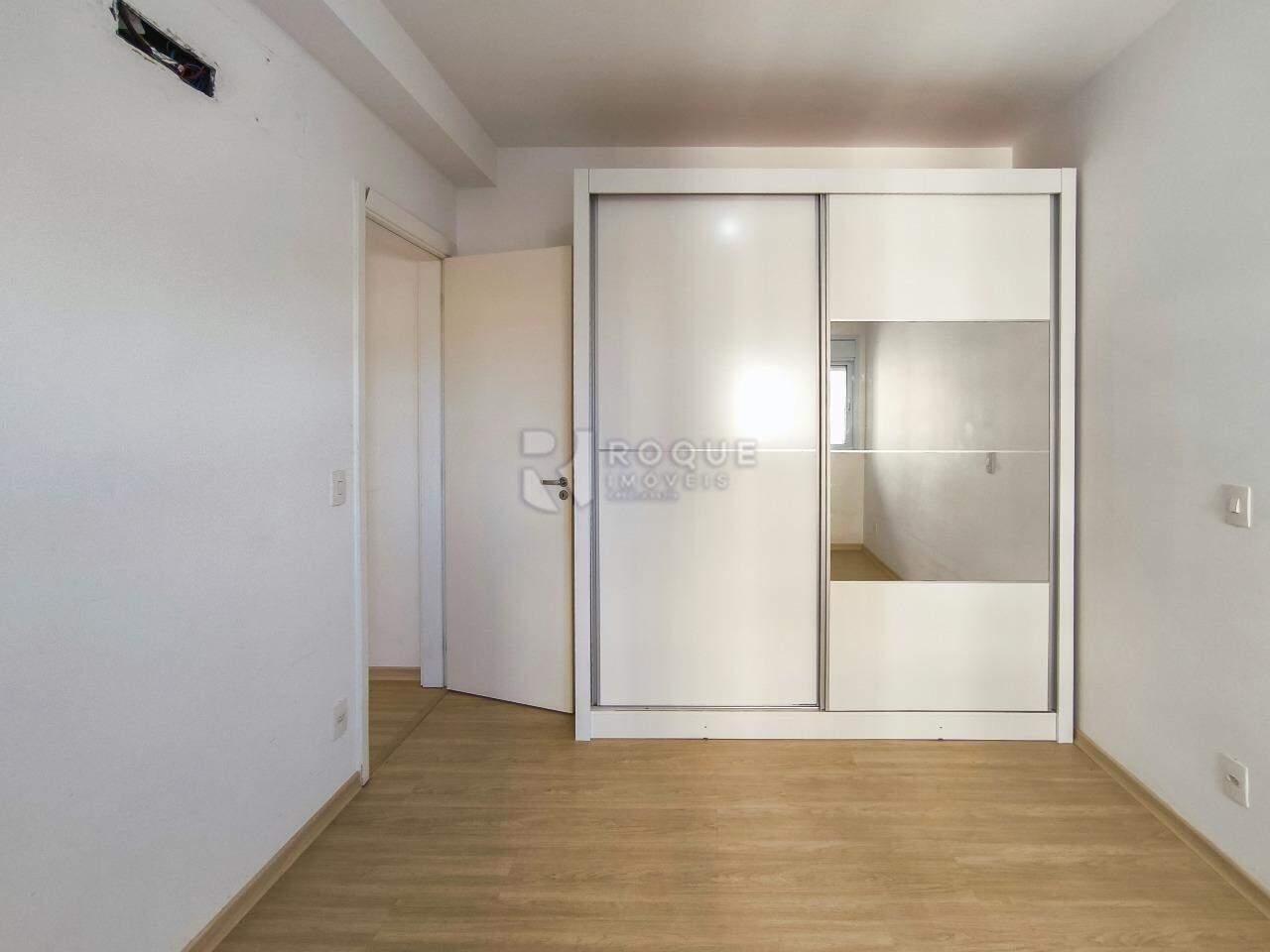 Apartamento à venda no bairro Jardim Santo André: SUÍTE