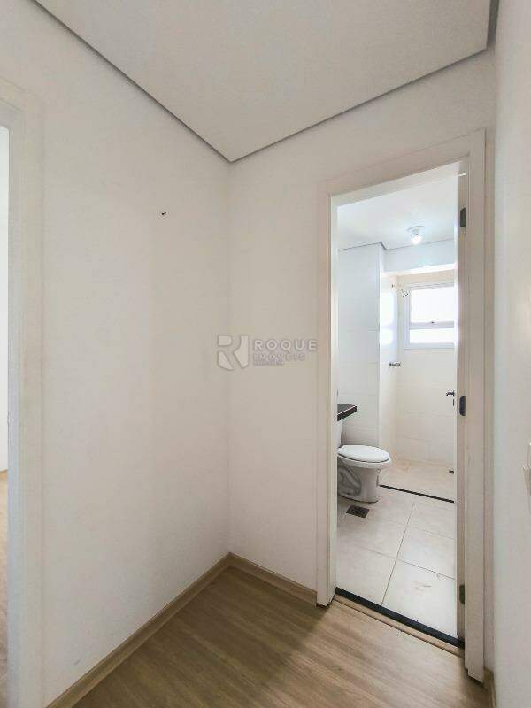 Apartamento à venda no bairro Jardim Santo André: ÁREA DE CIRCULAÇÃO