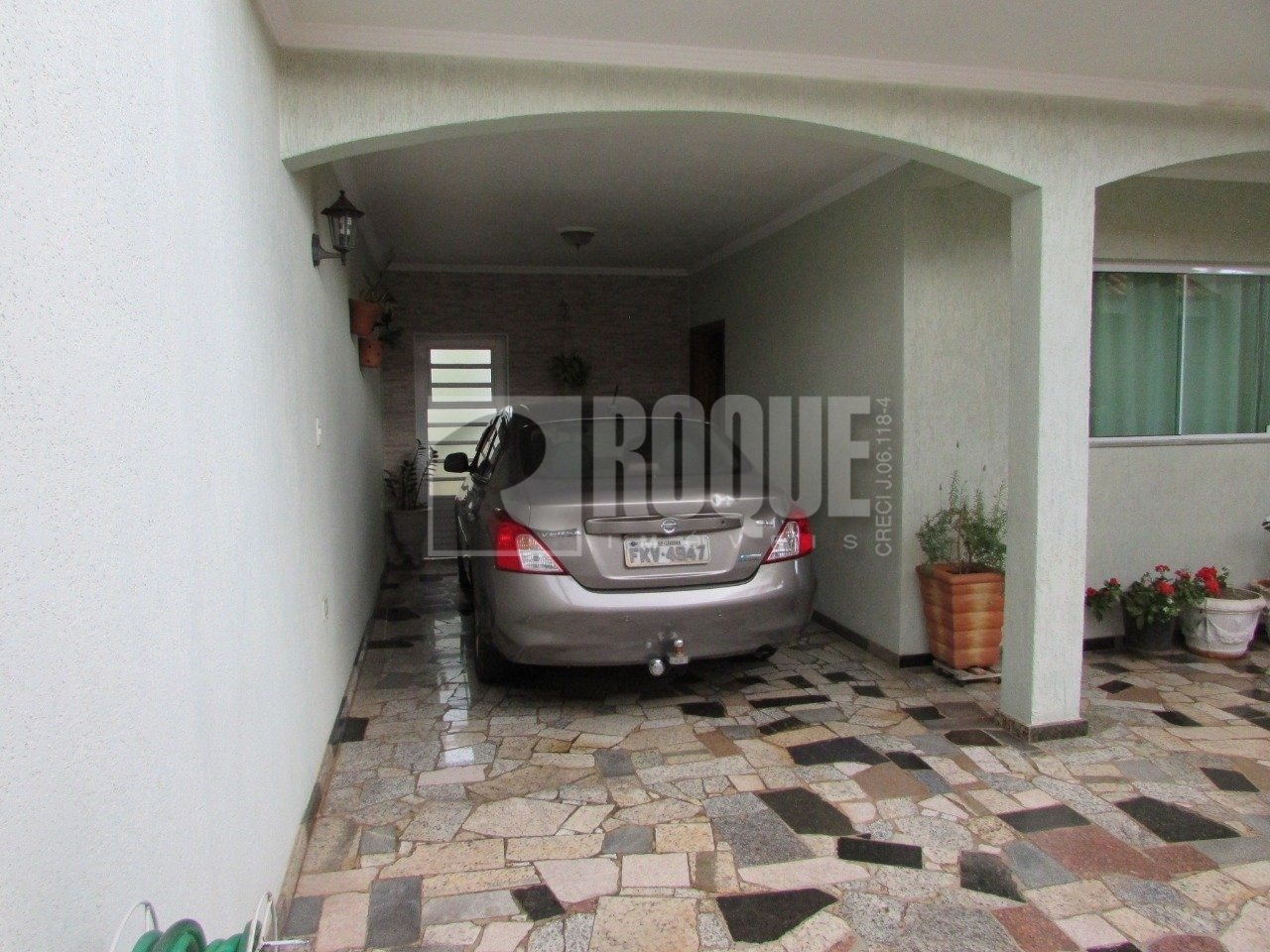 Casa Residencial à venda no bairro Vila Esteves: 