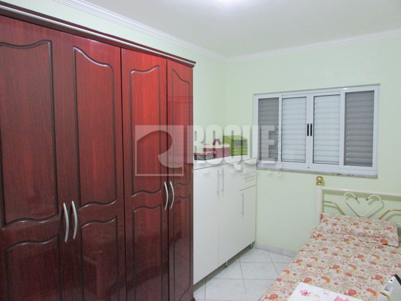 Casa Residencial à venda no bairro Vila Esteves: 