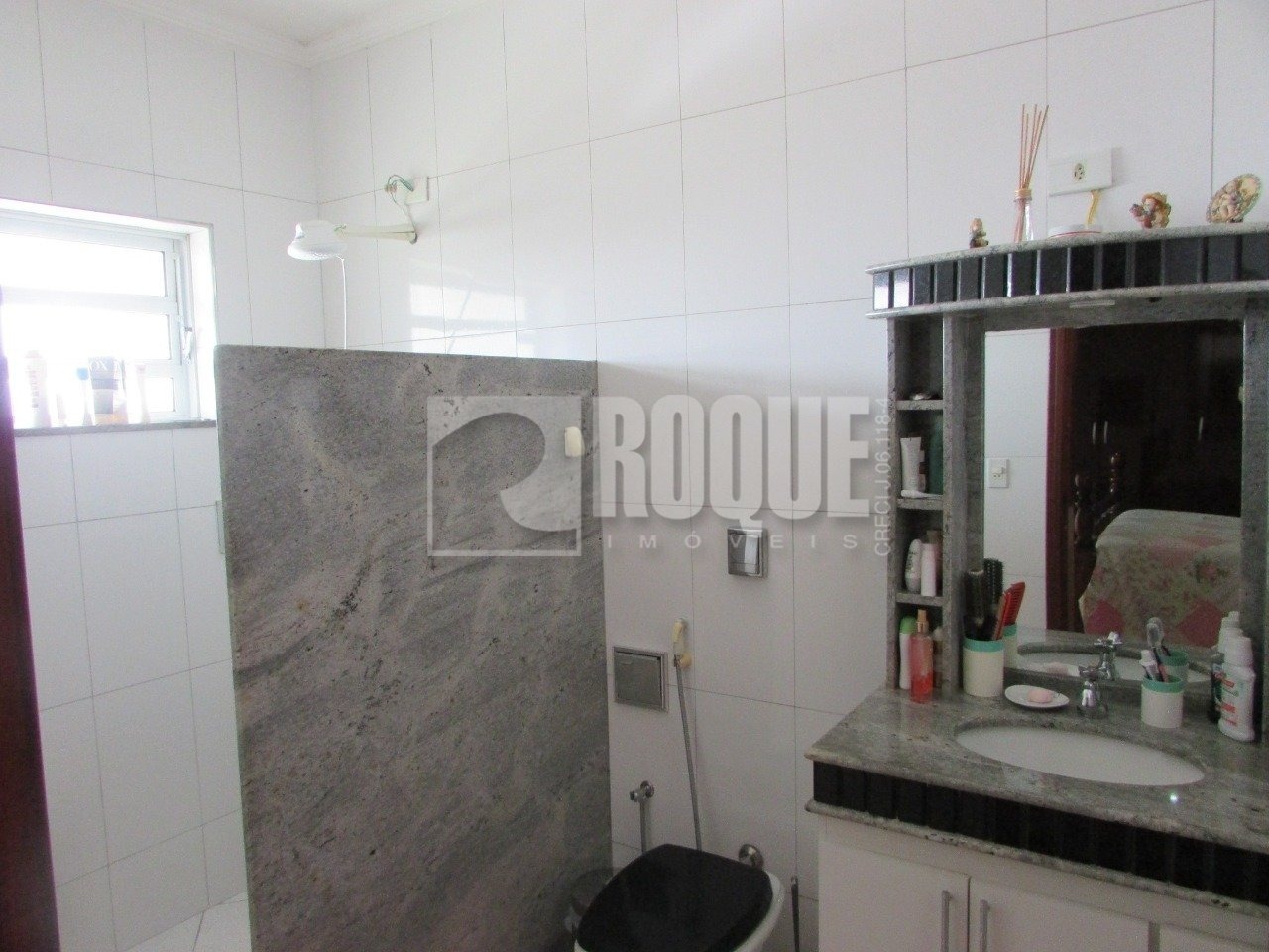 Casa Residencial à venda no bairro Vila Esteves: 