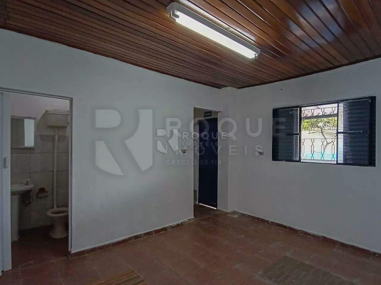 Chácara à venda no bairro Jardim Residencial Regina Bastelli: 
