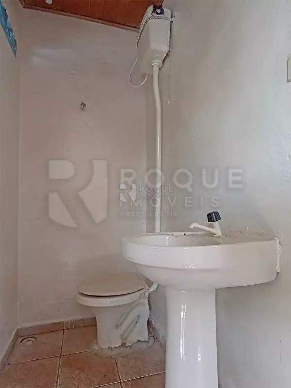Chácara à venda no bairro Jardim Residencial Regina Bastelli: 