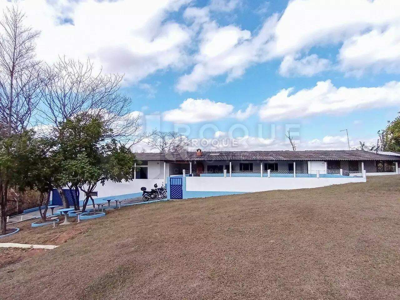 Chácara à venda no bairro Jardim Residencial Regina Bastelli: 
