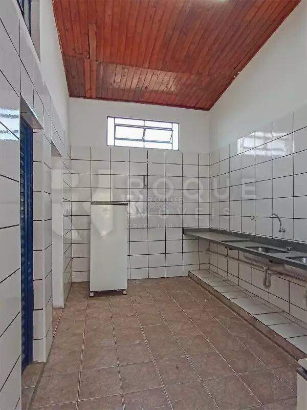 Chácara à venda no bairro Jardim Residencial Regina Bastelli: 