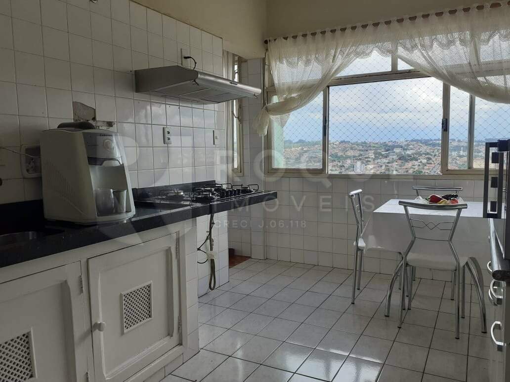 Apartamento à venda no bairro Centro: 