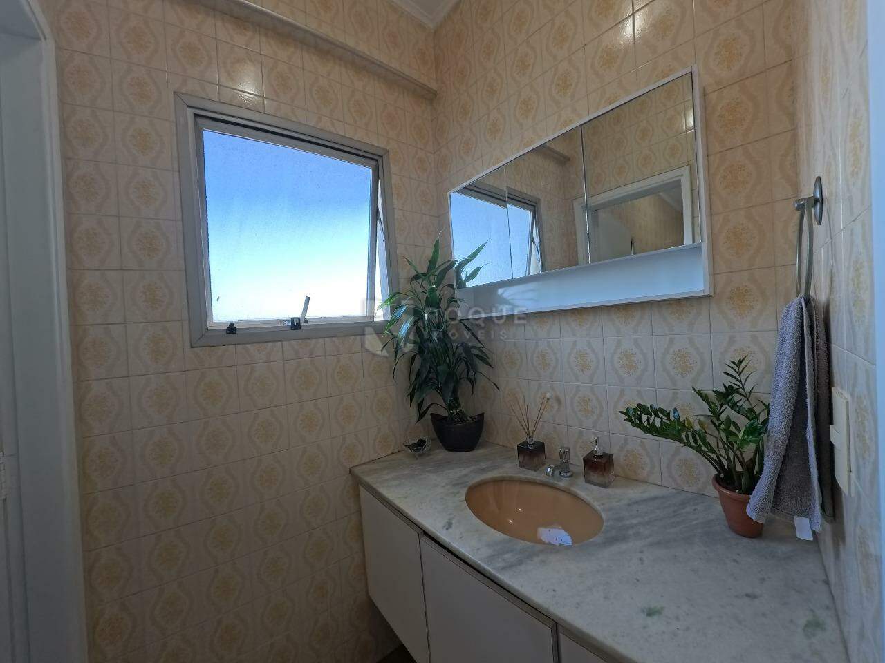 Apartamento à venda no bairro Centro: 