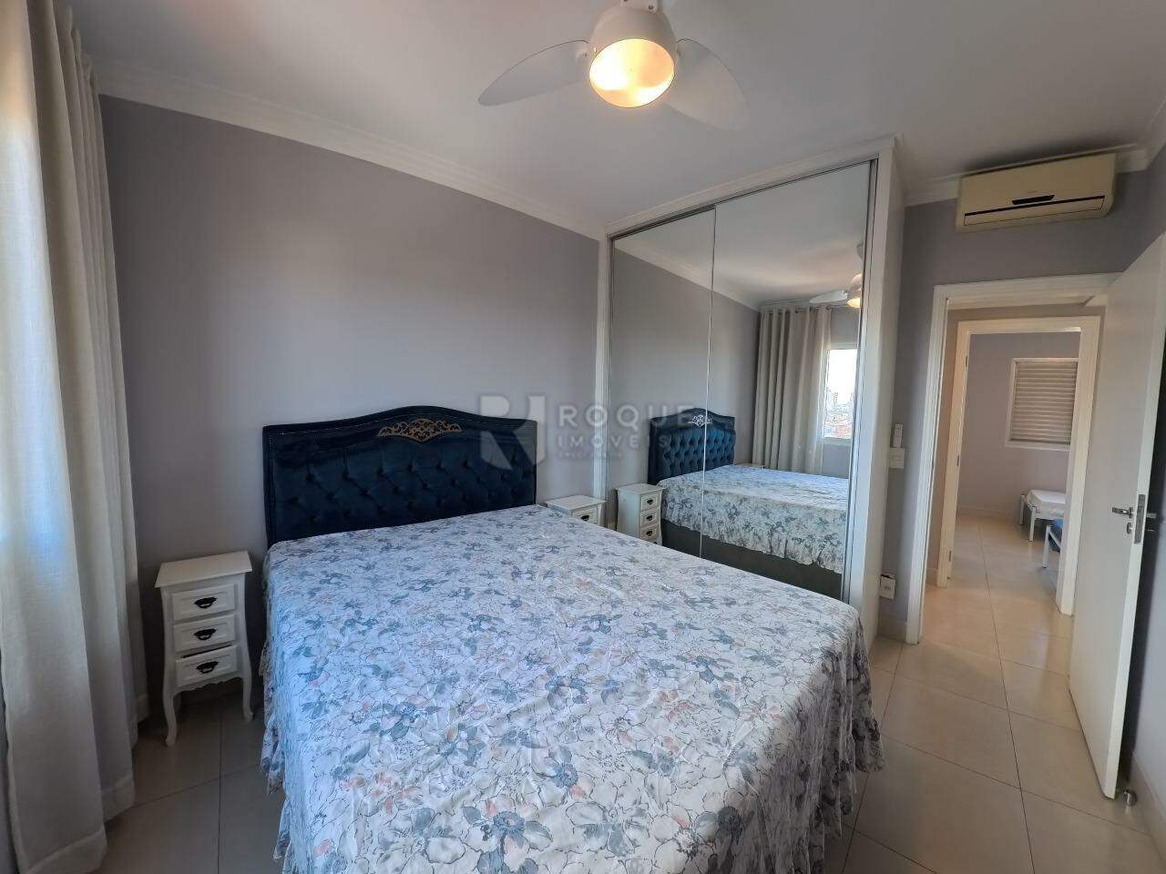 Apartamento à venda no bairro Centro: 