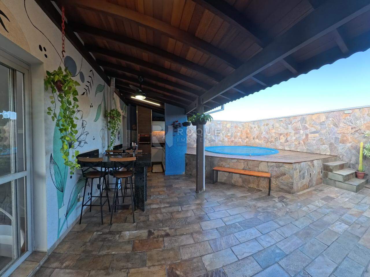 Apartamento à venda no bairro Centro: 