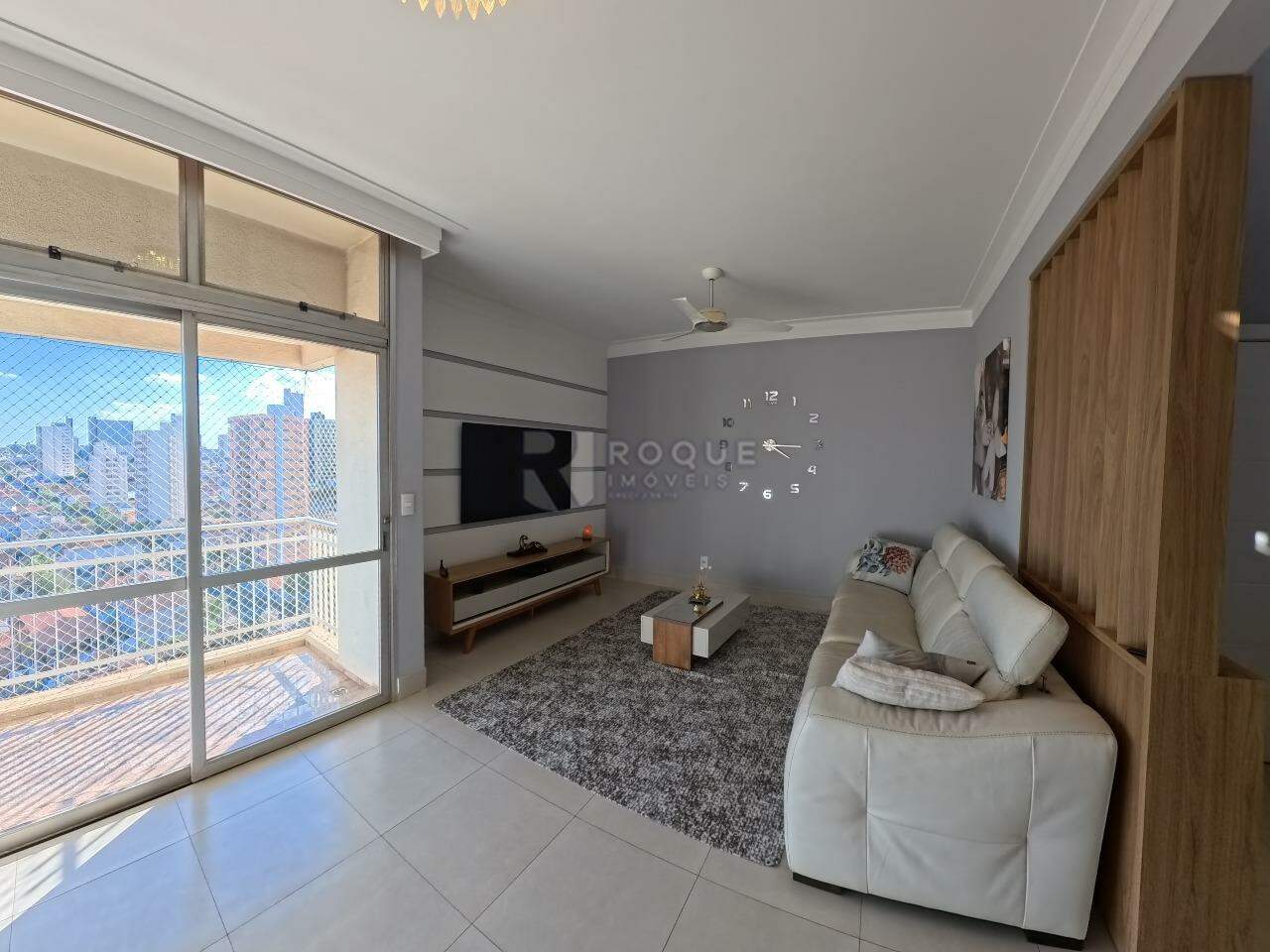 Apartamento à venda no bairro Centro: 