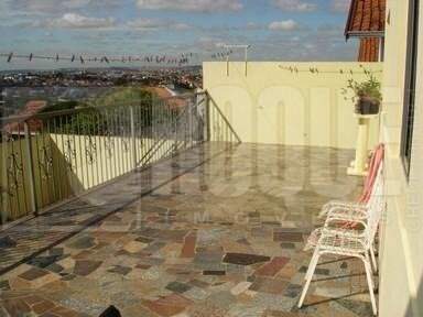 Casa Residencial à venda no bairro Jardim Hortência: 