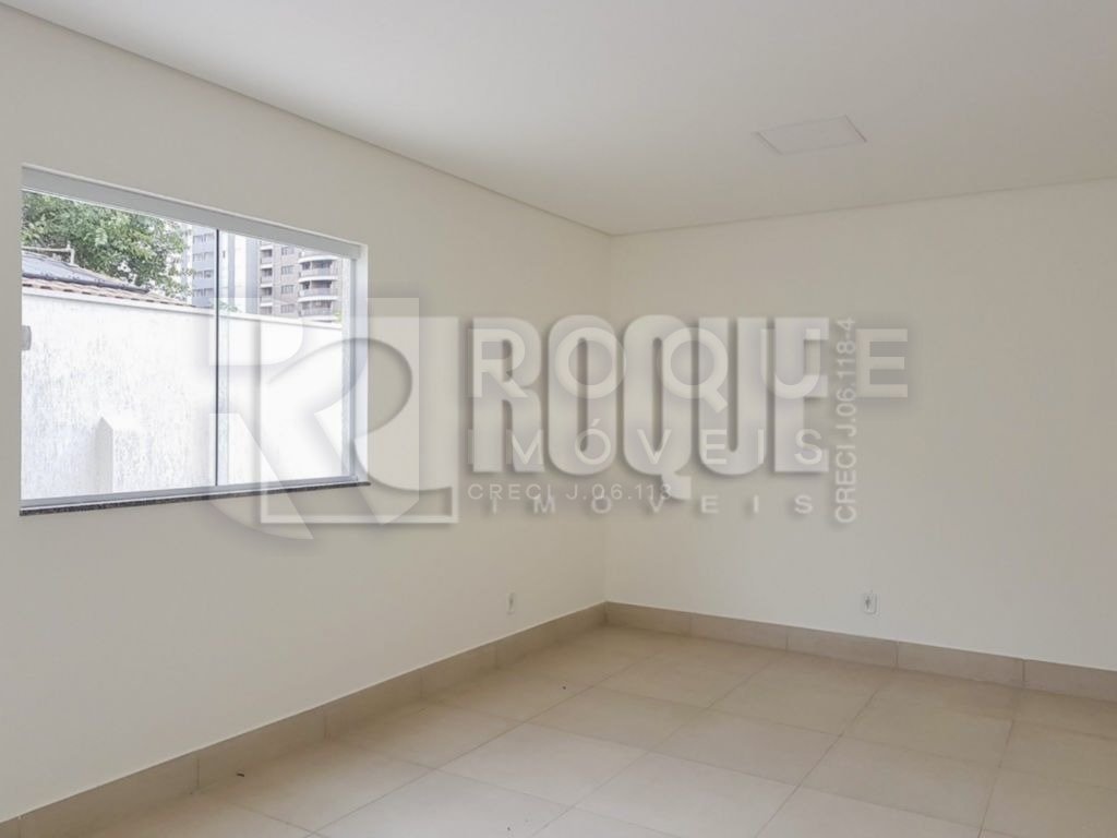 Casa Comercial à venda no bairro Centro: 