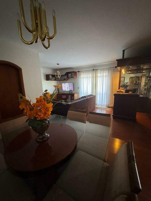 Apartamento à venda no bairro Vila Paraiso: 