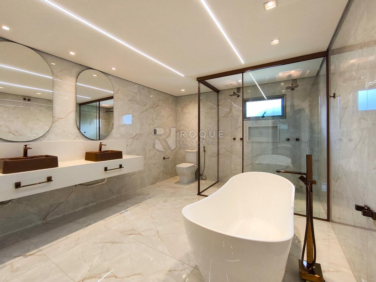 Casa em condomínio à venda no bairro Portal das Rosas: WC SUÍTE 5