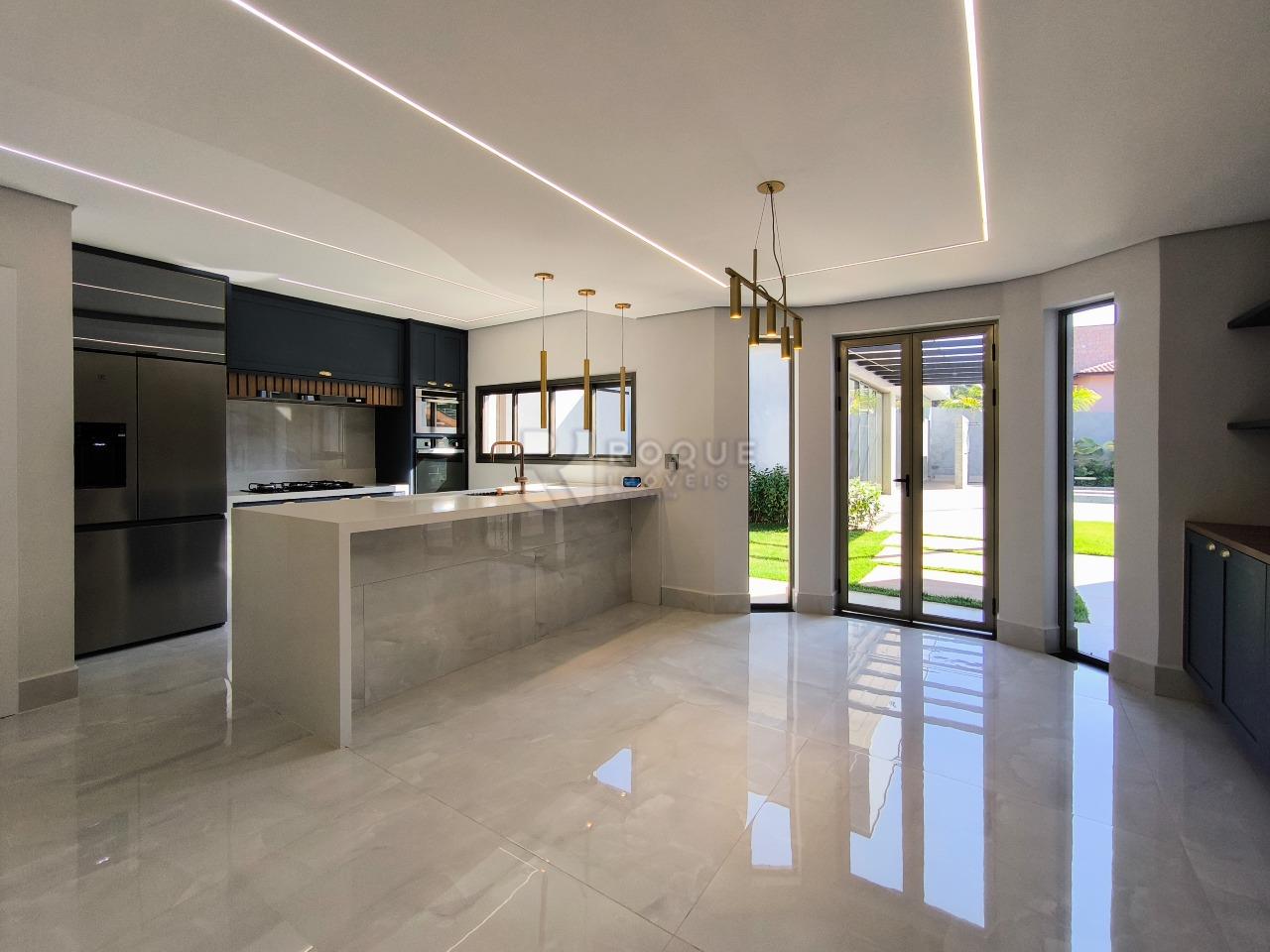 Casa em condomínio à venda no bairro Portal das Rosas: COZINHA