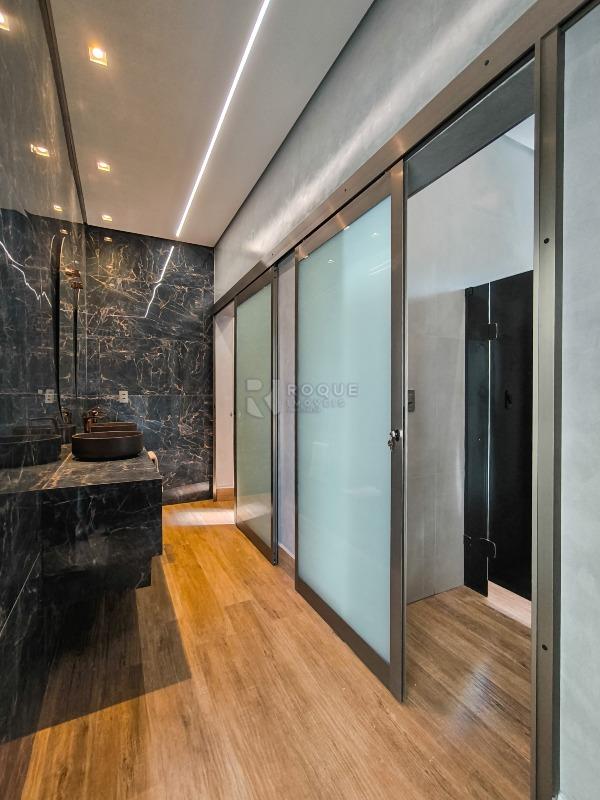 Casa em condomínio à venda no bairro Portal das Rosas: SANITÁRIOS ÁREA GOURMET