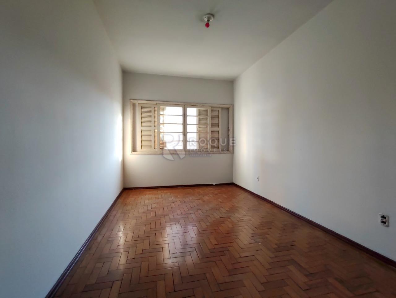 Casa Residencial à venda no bairro Centro: DORMITÓRIO 2