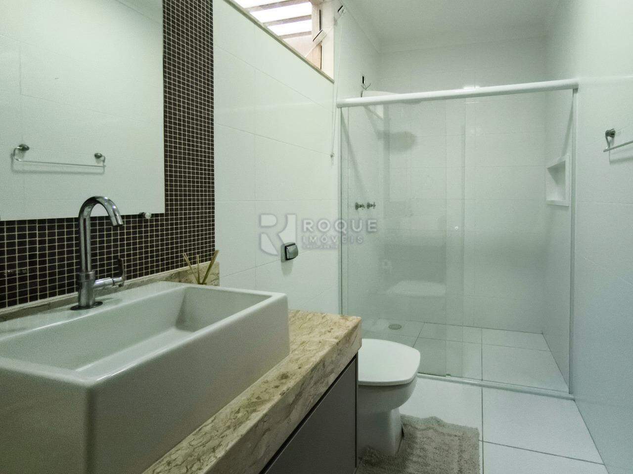 Casa Residencial à venda no bairro Residencial Morada das Acácias: BANHEIRO SOCIAL