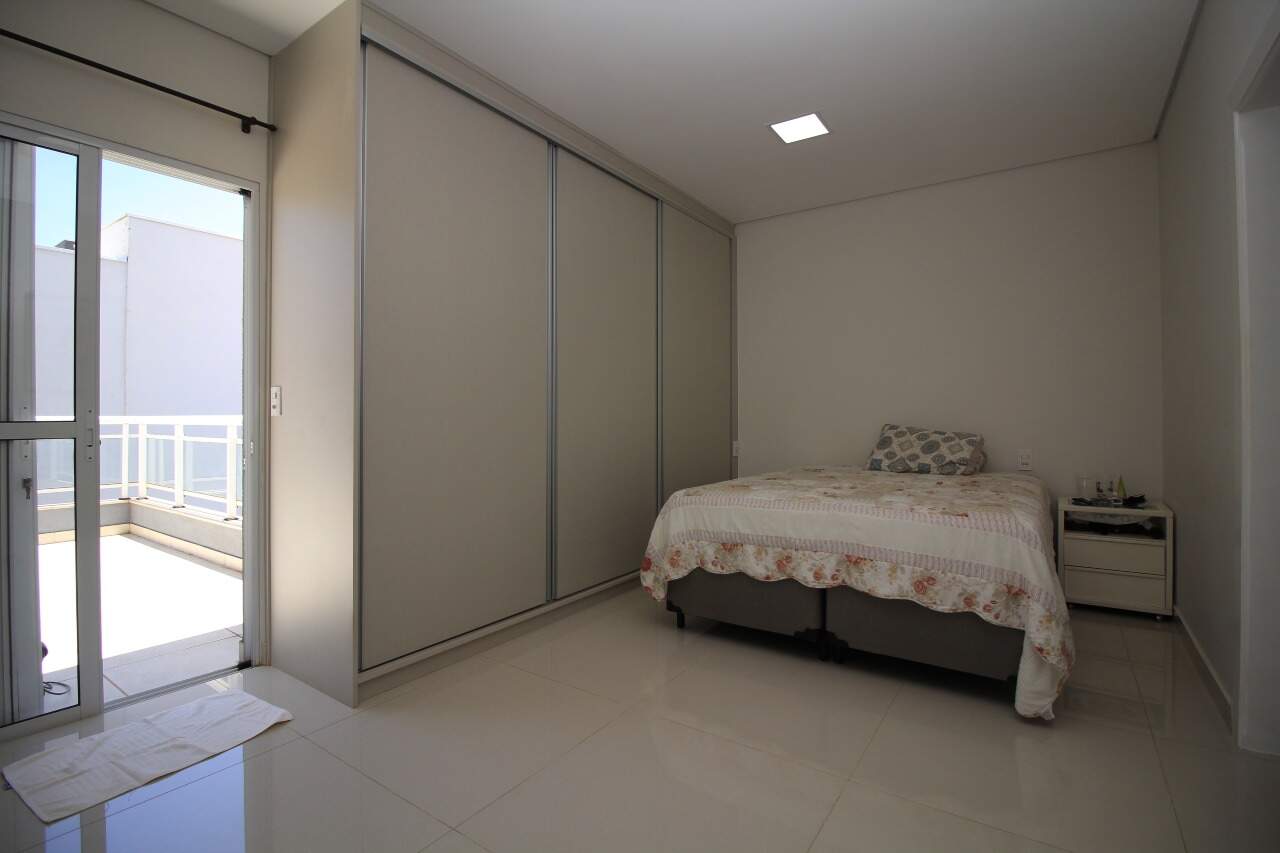 Casa em condomínio à venda no bairro Terras de São Bento II: SUÍTE 2