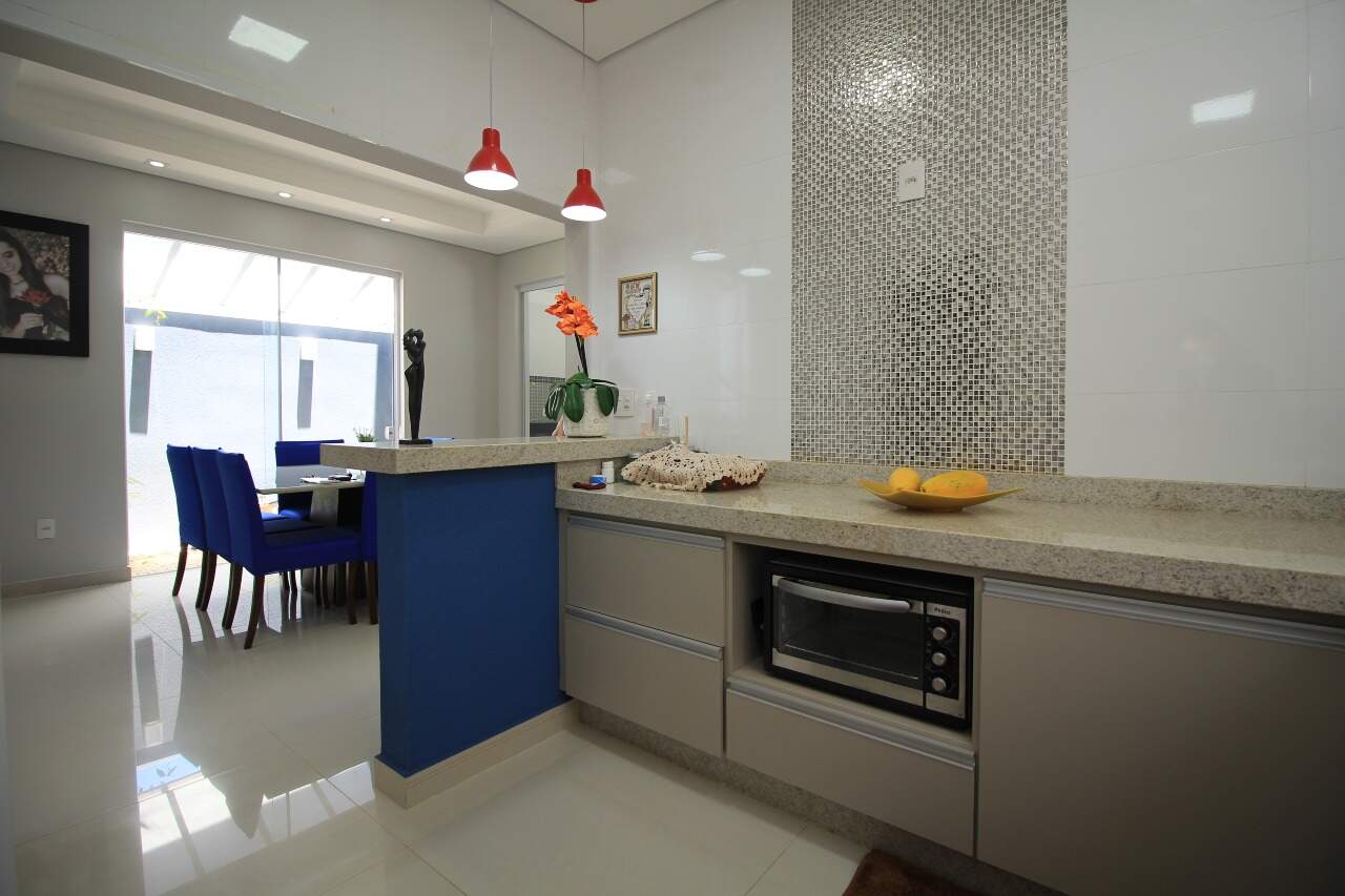 Casa em condomínio à venda no bairro Terras de São Bento II: COZINHA