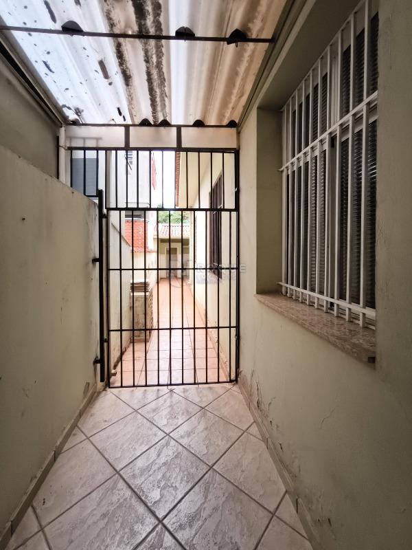 Casa Residencial à venda no bairro Centro: LATERAL EXTERNA