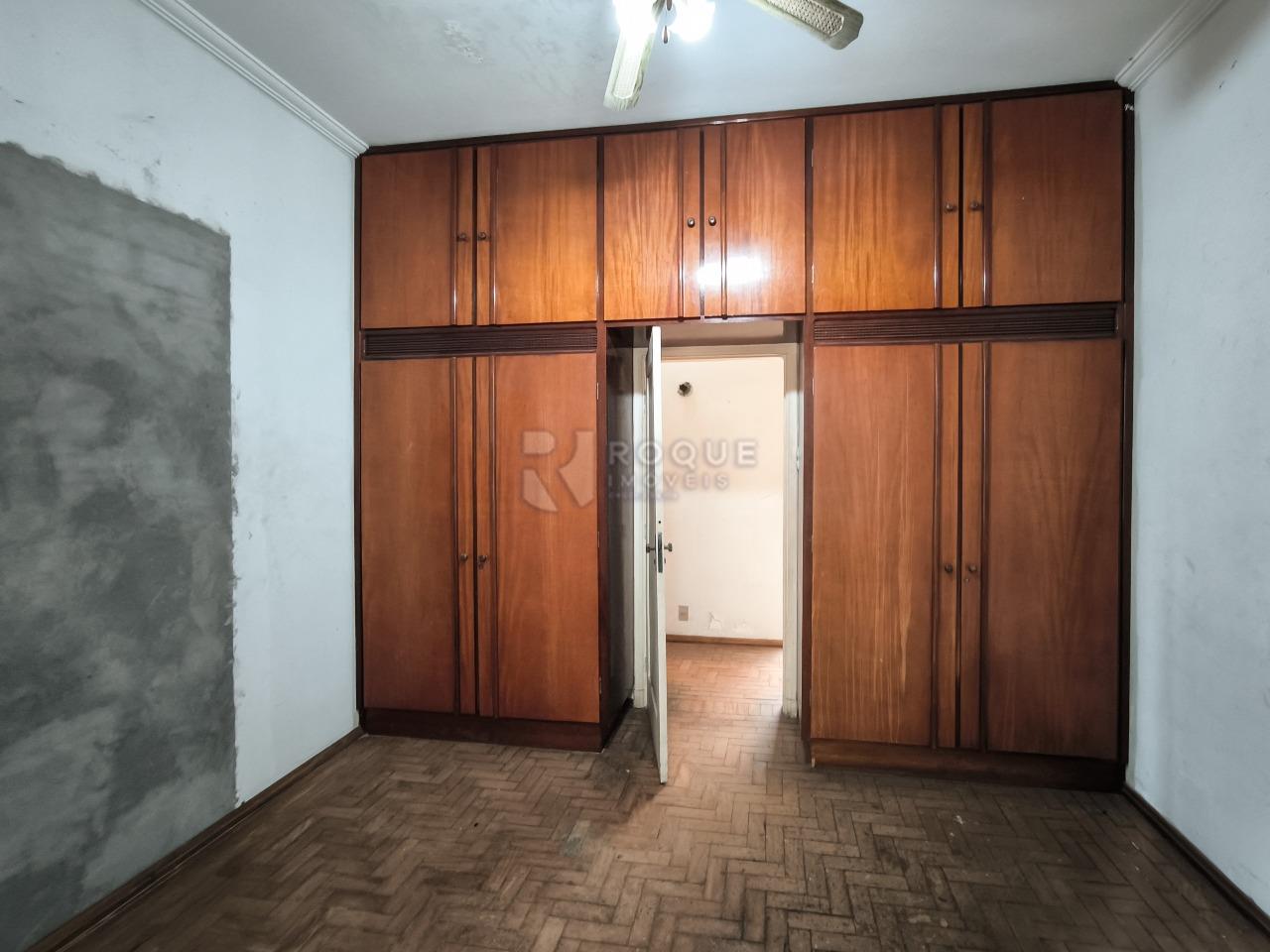 Casa Residencial à venda no bairro Centro: DORMITÓRIO 1