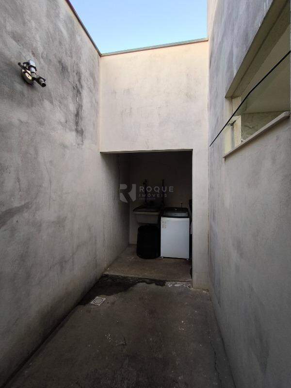 Casa Residencial à venda no bairro Jardim Ouro Verde: ÁREA DE VARAL