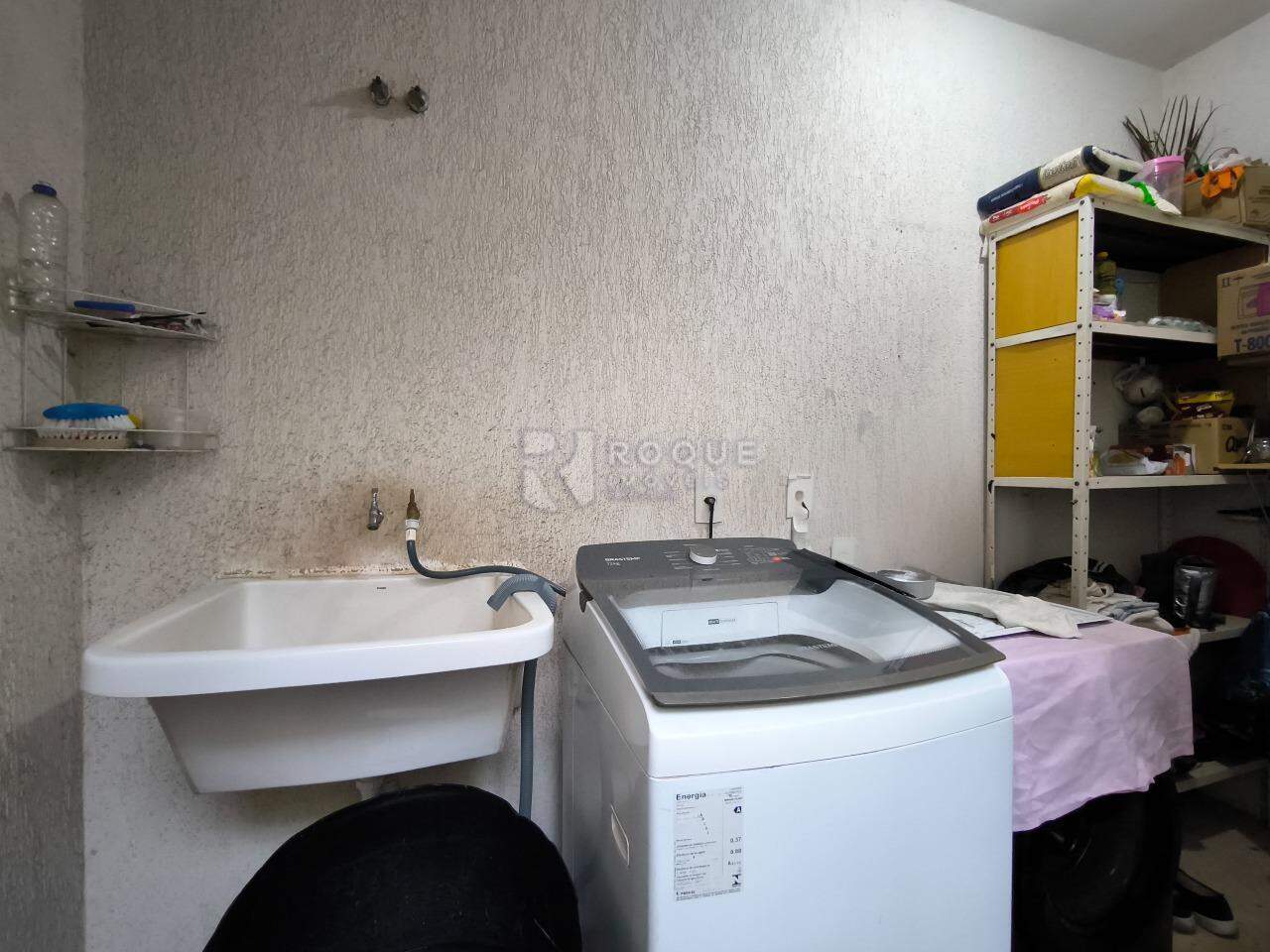 Casa Residencial à venda no bairro Jardim Ouro Verde: LAVANDERIA