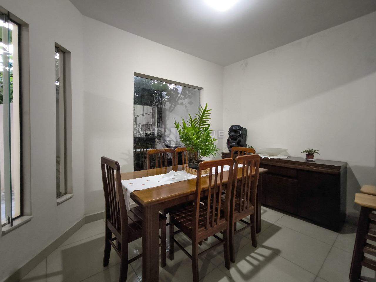 Casa Residencial à venda no bairro Jardim Ouro Verde: SALA DE JANTAR