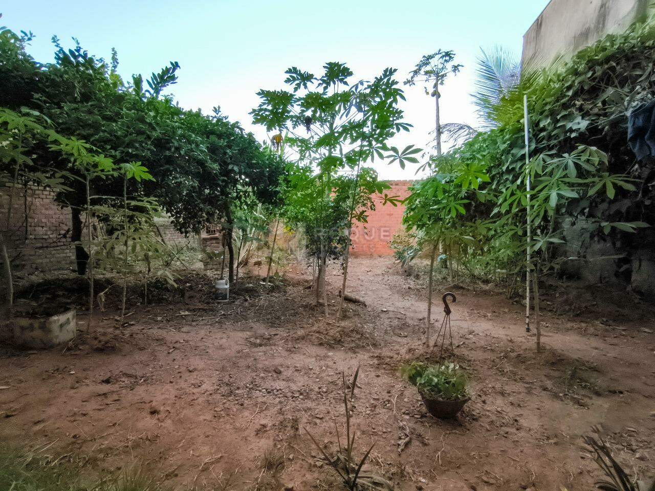 Casa Residencial à venda no bairro Jardim Ouro Verde: QUINTAL