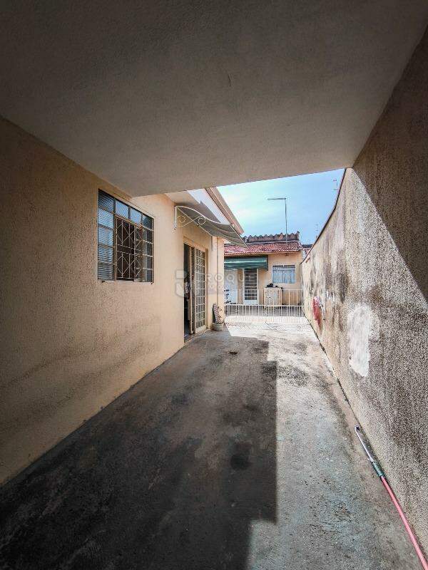 Casa Residencial à venda no bairro Jardim Esmeralda: GARAGEM