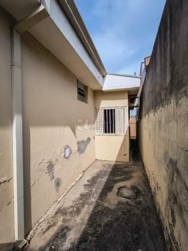 Casa Residencial à venda no bairro Jardim Esmeralda: LATERAL EXTERNA