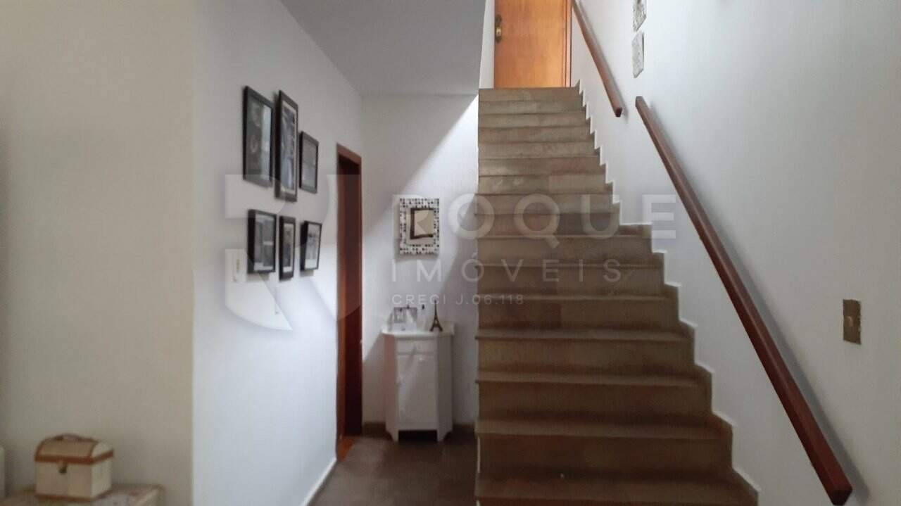Casa Comercial à venda no bairro Centro: 