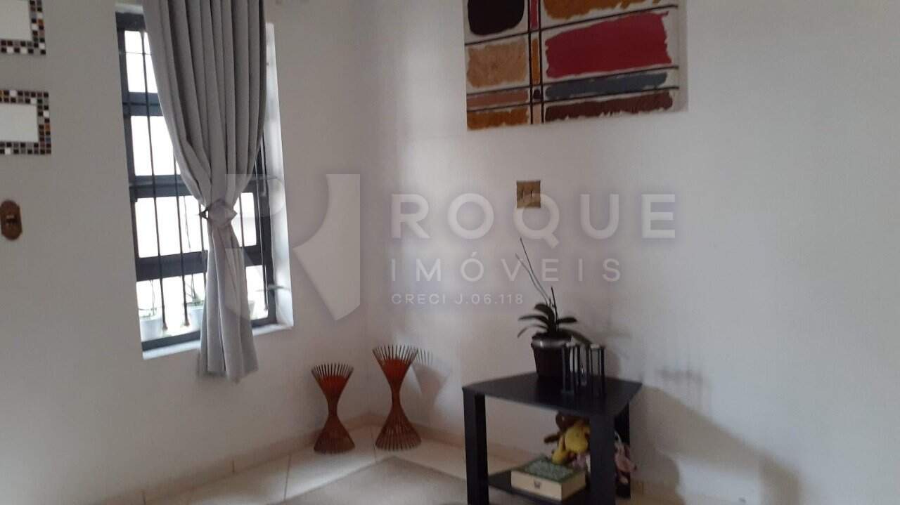 Casa Comercial à venda no bairro Centro: 