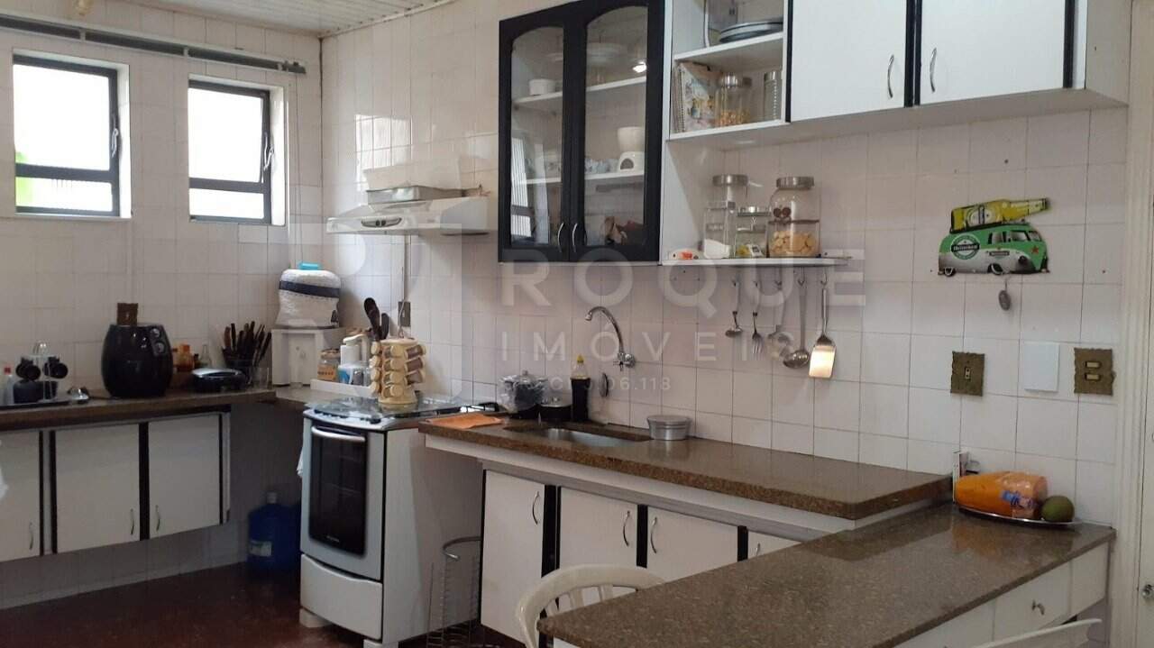 Casa Comercial à venda no bairro Centro: 
