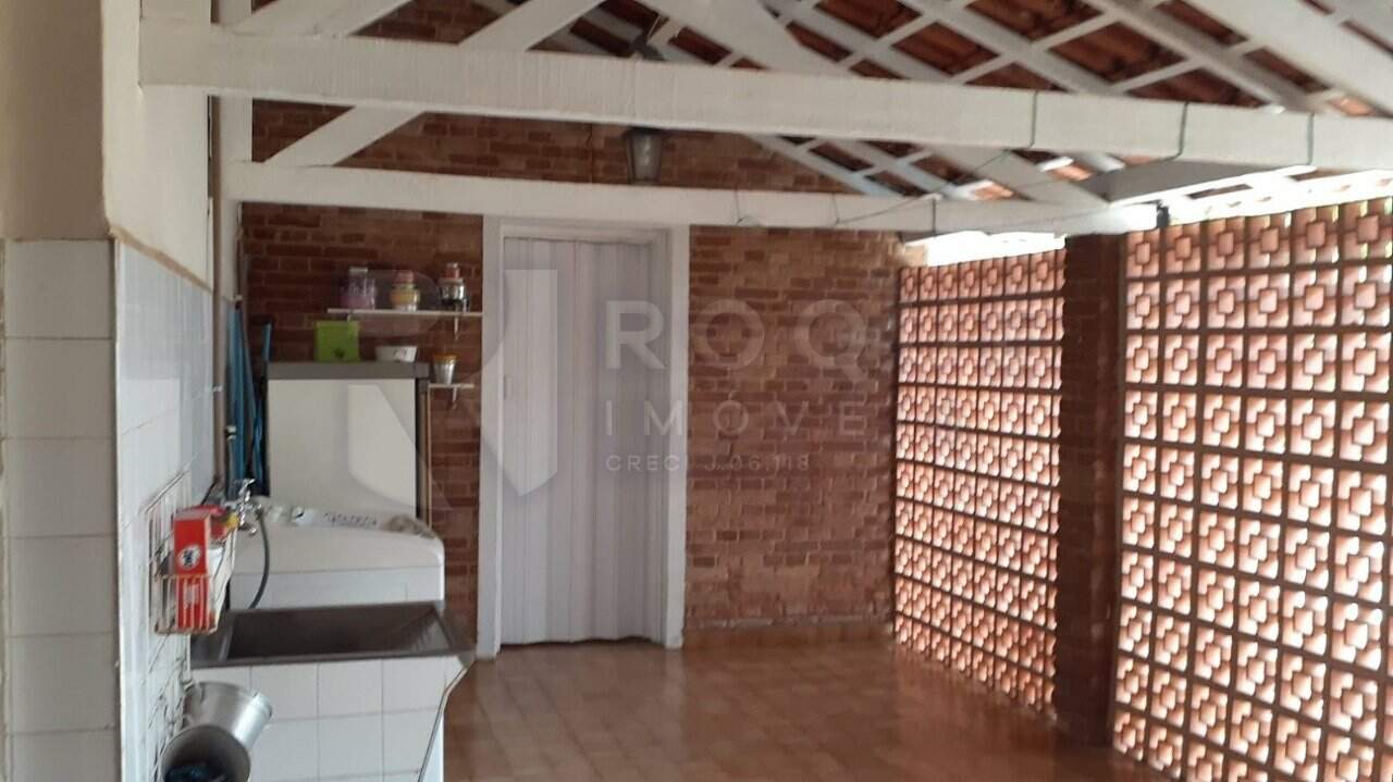 Casa Comercial à venda no bairro Centro: 