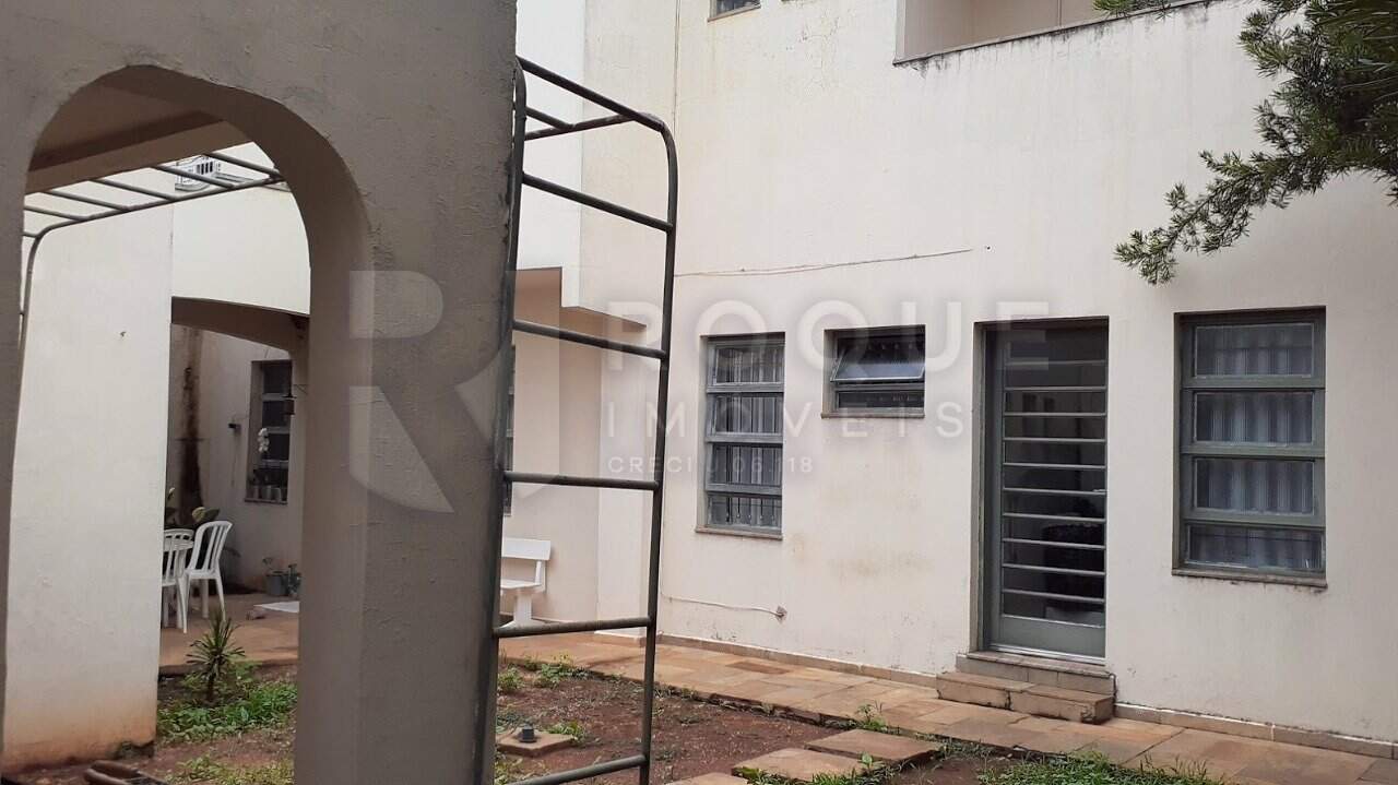 Casa Comercial à venda no bairro Centro: 