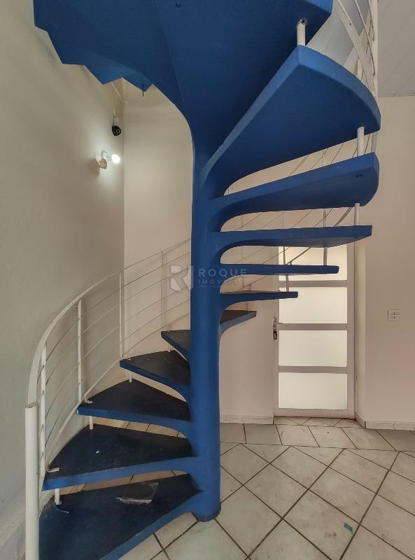 Loja para aluguel no bairro Centro: Acesso segundo andar 