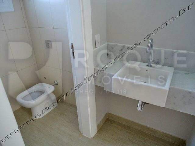 Casa em condomínio à venda no bairro Portal de São Clemente: