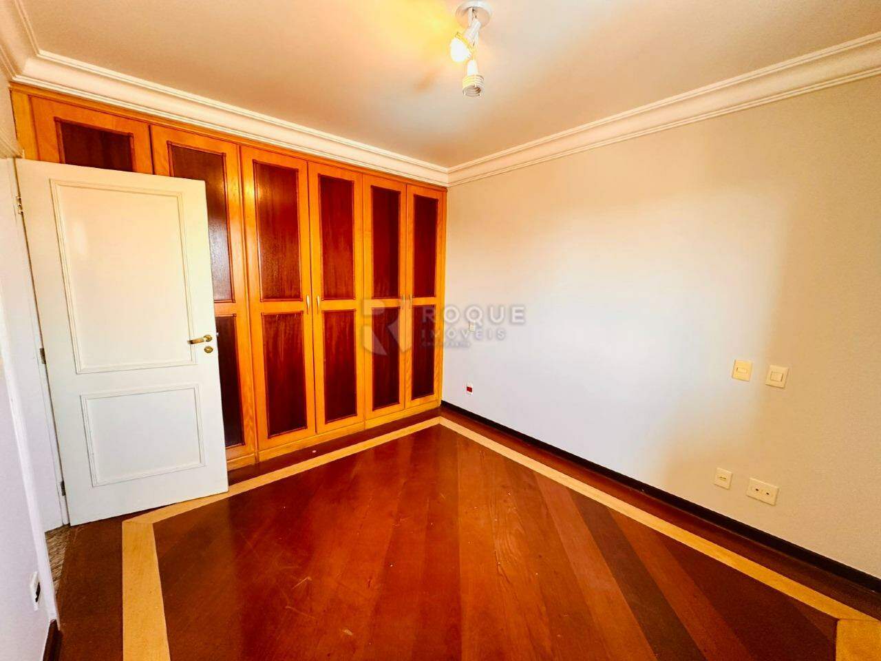 Apartamento à venda no bairro Centro: DORMITÓRIO 1