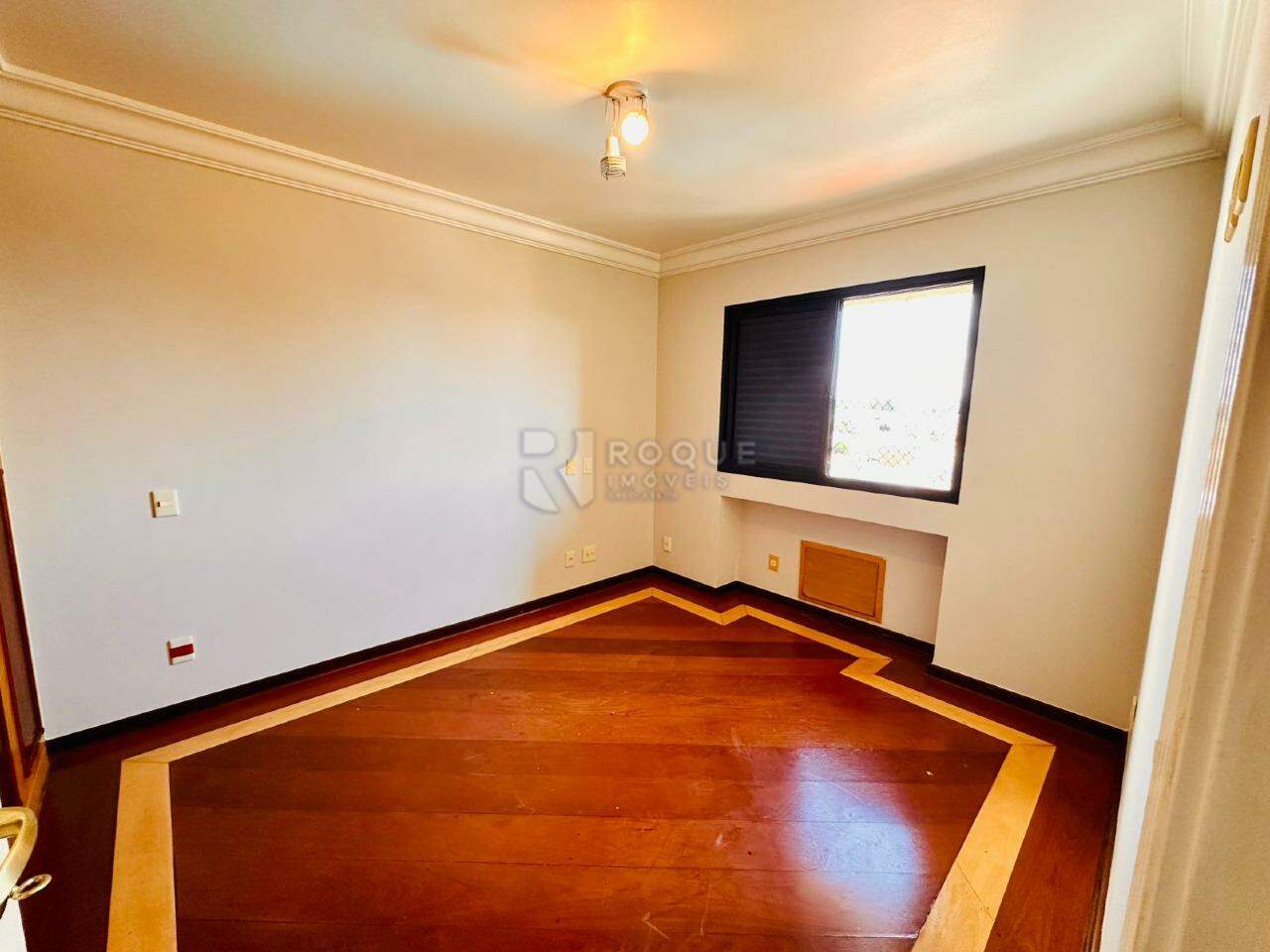 Apartamento à venda no bairro Centro: DORMITÓRIO 2