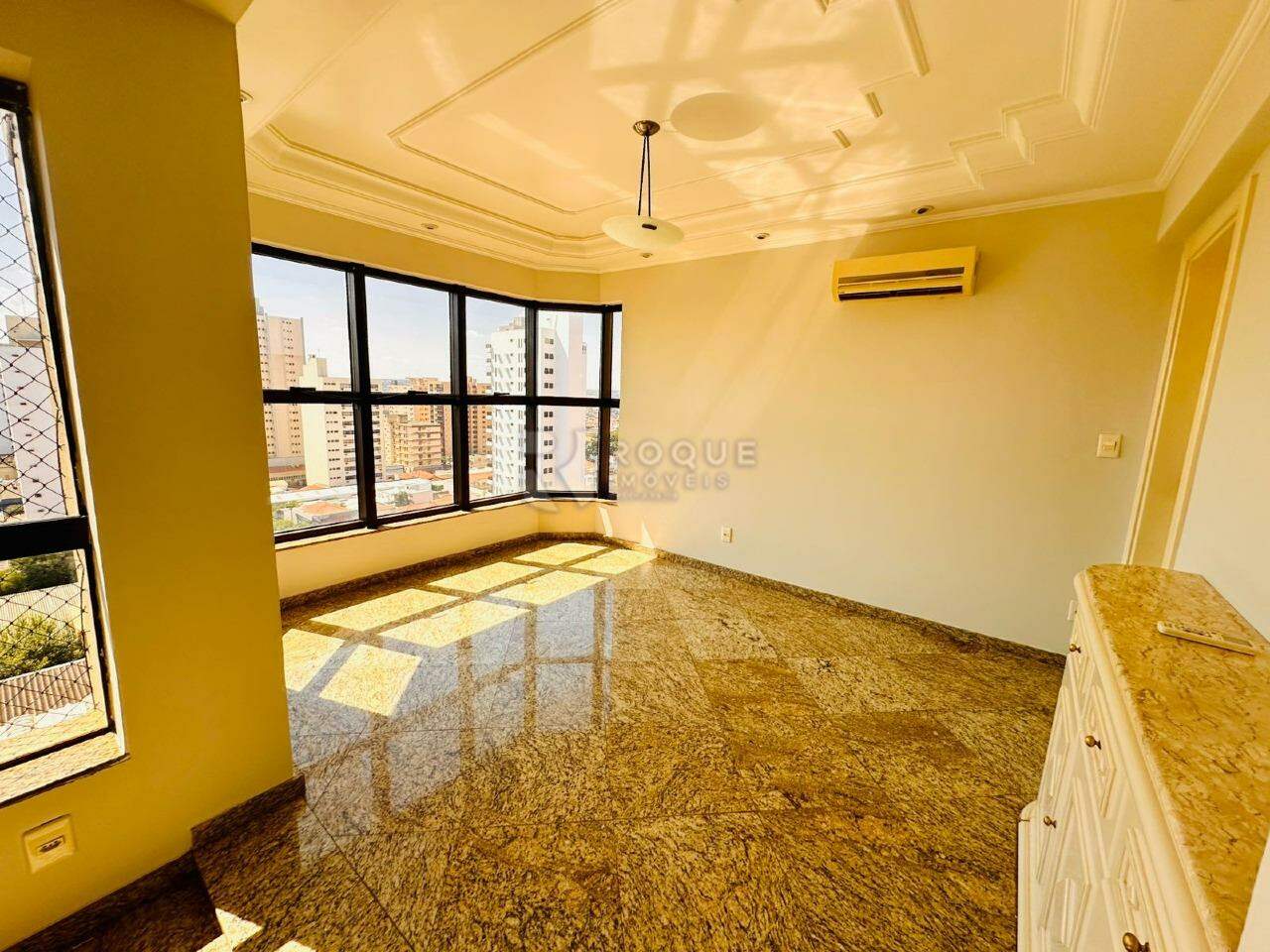 Apartamento à venda no bairro Centro: SALA JANTAR