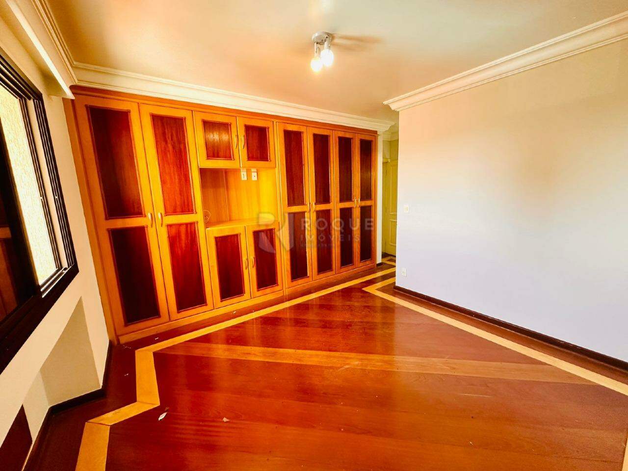 Apartamento à venda no bairro Centro: SUITE 1