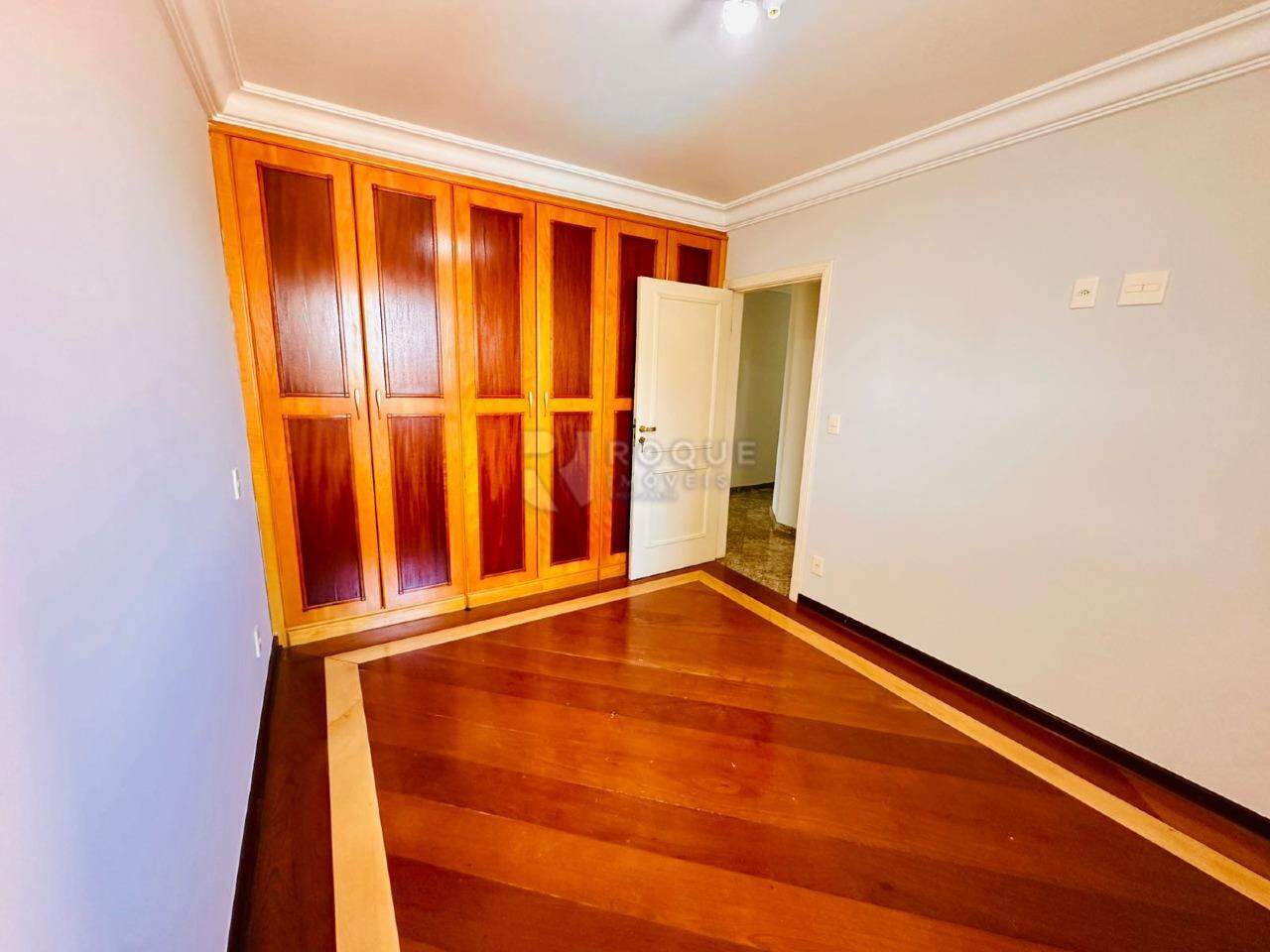 Apartamento à venda no bairro Centro: DORMITÓRIO 2