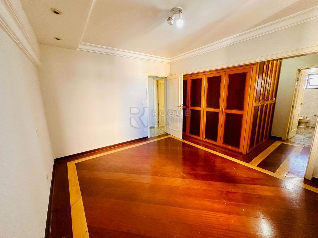 Apartamento à venda no bairro Centro: SUITE 2 